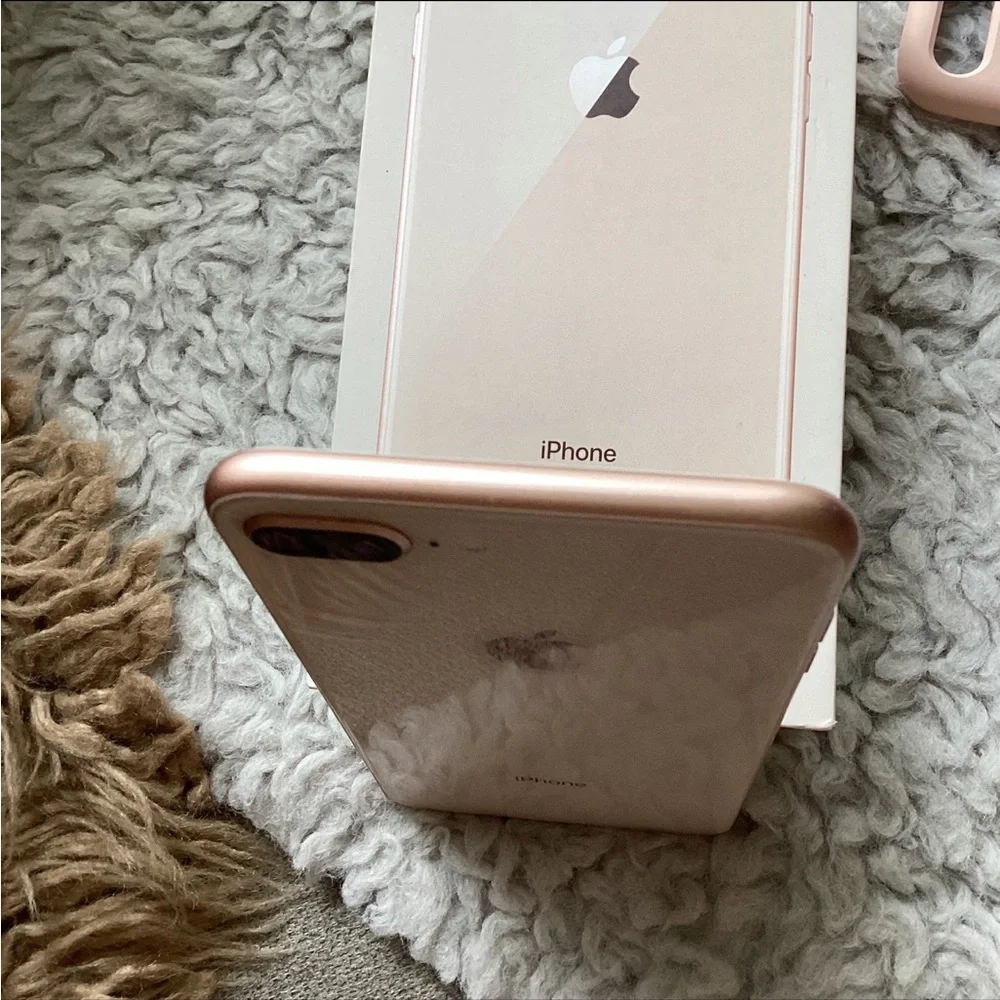 Apple iPhone 8 Plus Unlocked to all Carriers Excellent Condition - Picture 7 of 11